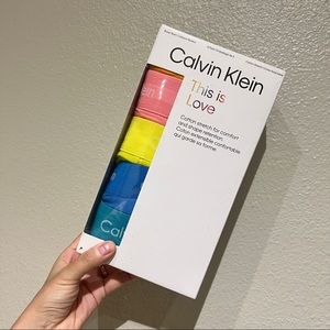 Calvin Klein men’s the pride 5 pack boxer briefs